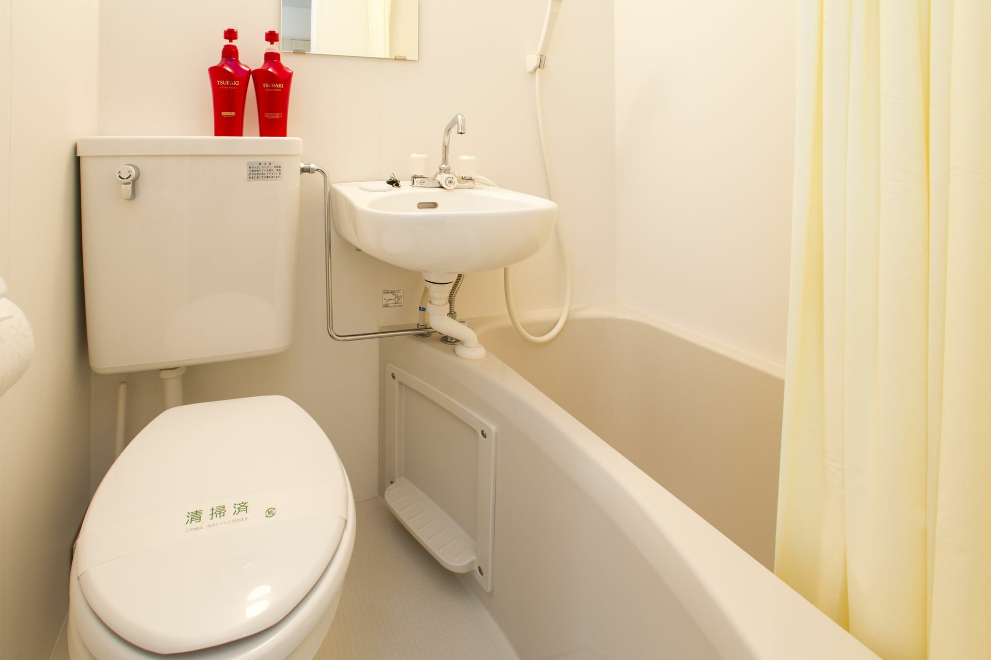 Ookini Hotels Karasuma Gojo Apartment كيوتو المظهر الخارجي الصورة
