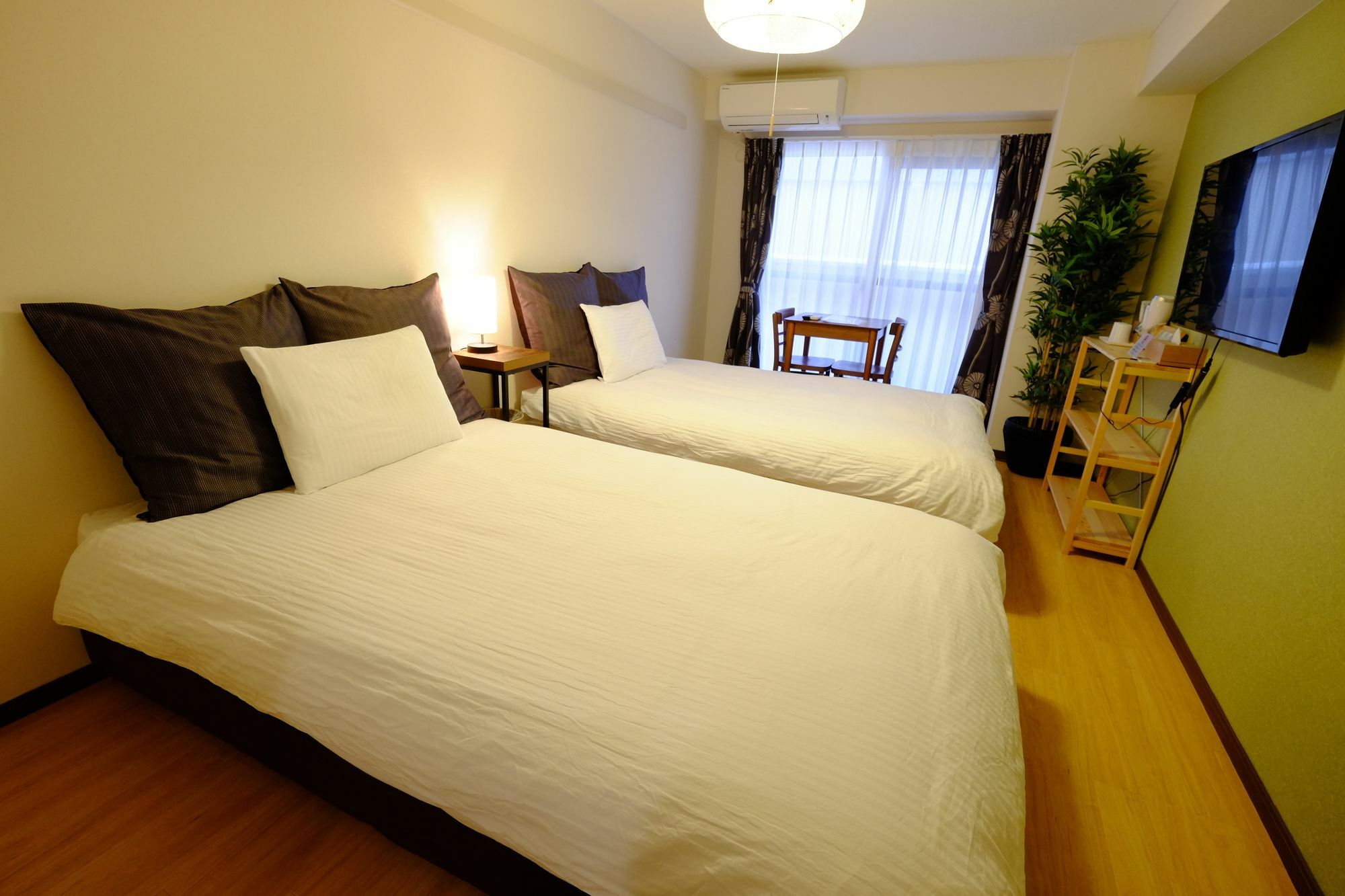 Ookini Hotels Karasuma Gojo Apartment كيوتو المظهر الخارجي الصورة